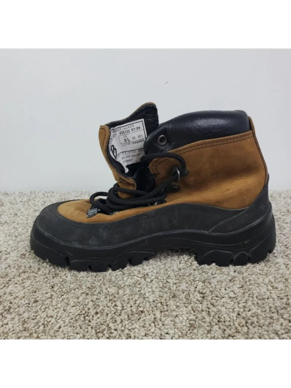 Danner good preowned